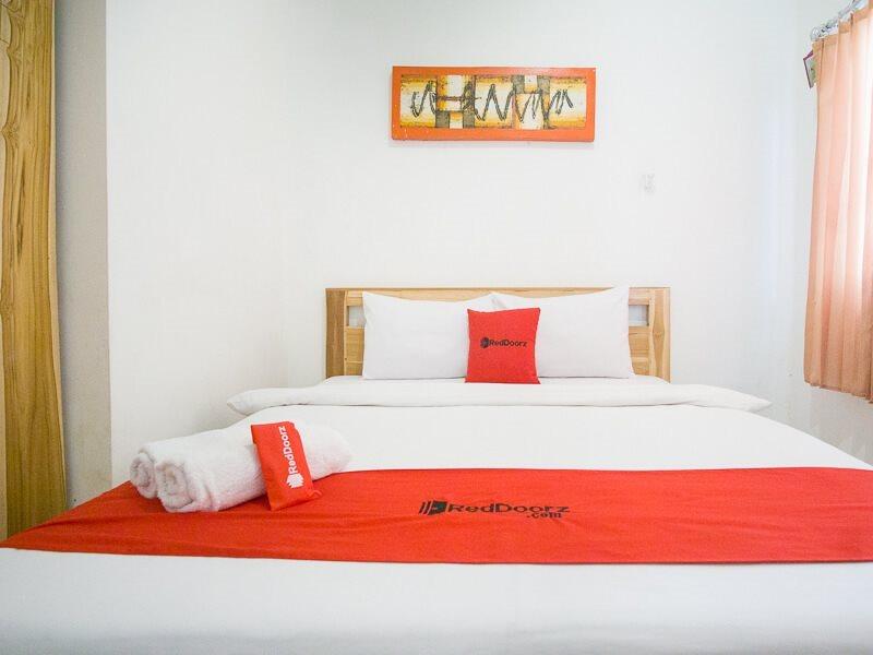 Reddoorz @ Jalan Gatot Subroto Denpasar Hotel Kültér fotó